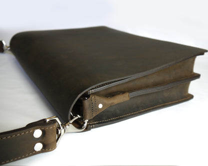 The Minimal - Dark Brown Crazy Horse Leather