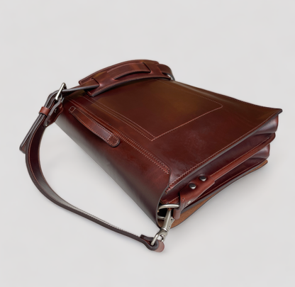 The Minimal - Burgundy Chromexcel