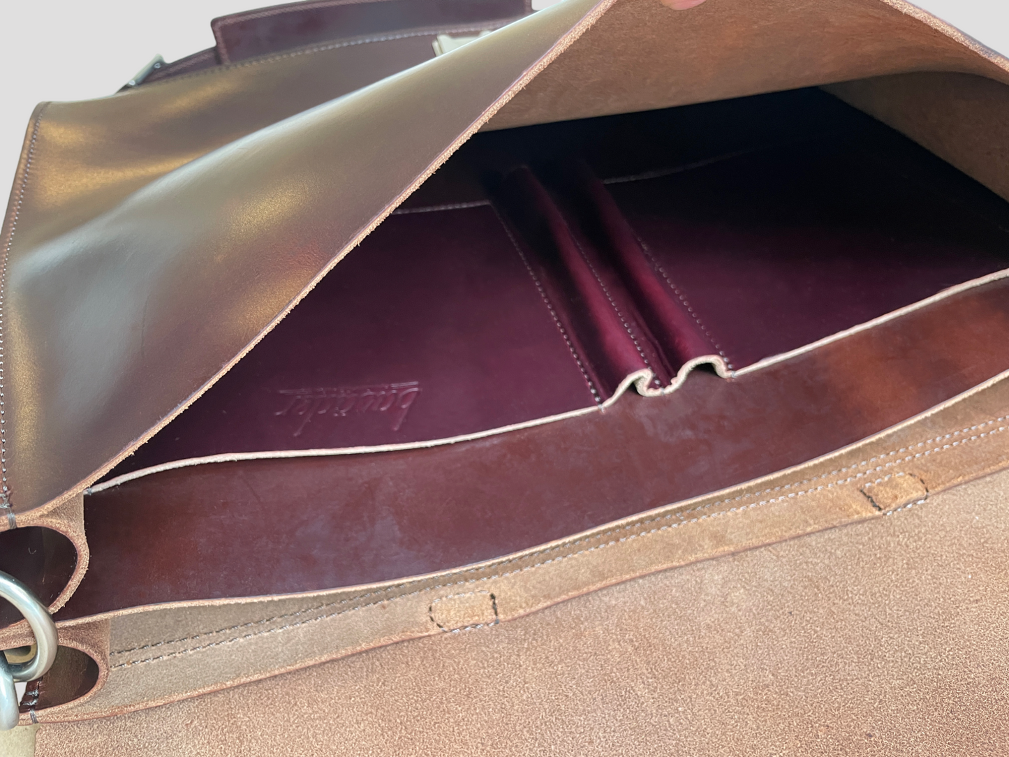 The Minimal - Burgundy Chromexcel