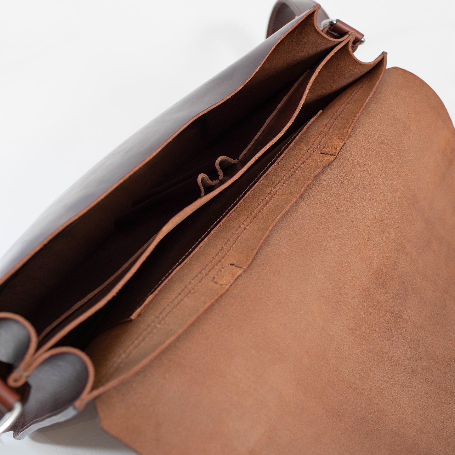 The Minimal - Burgundy Chromexcel