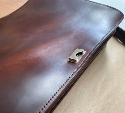 The Minimal - Burgundy Chromexcel