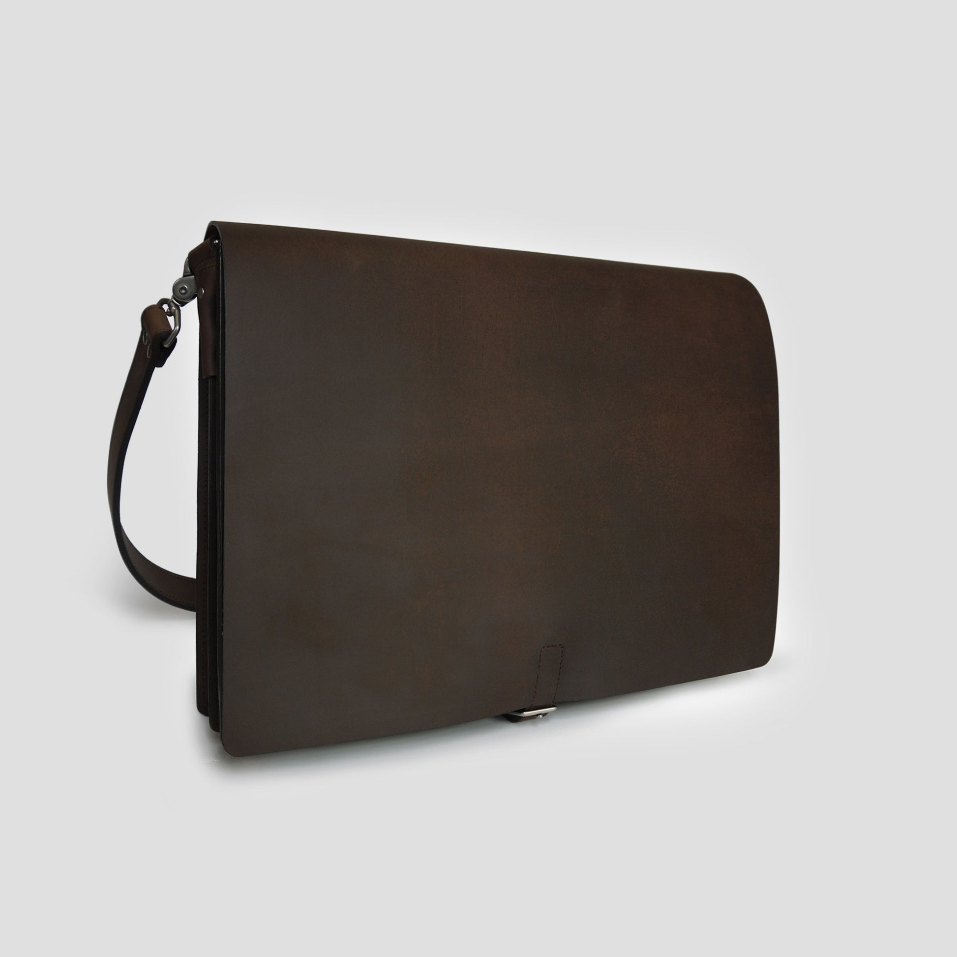 minimal backpack brown